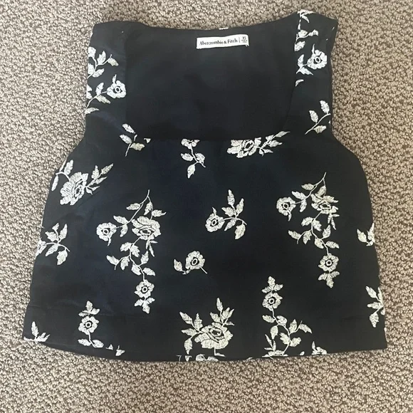 Abercrombie embroidered watching set - Picture 5 of 9